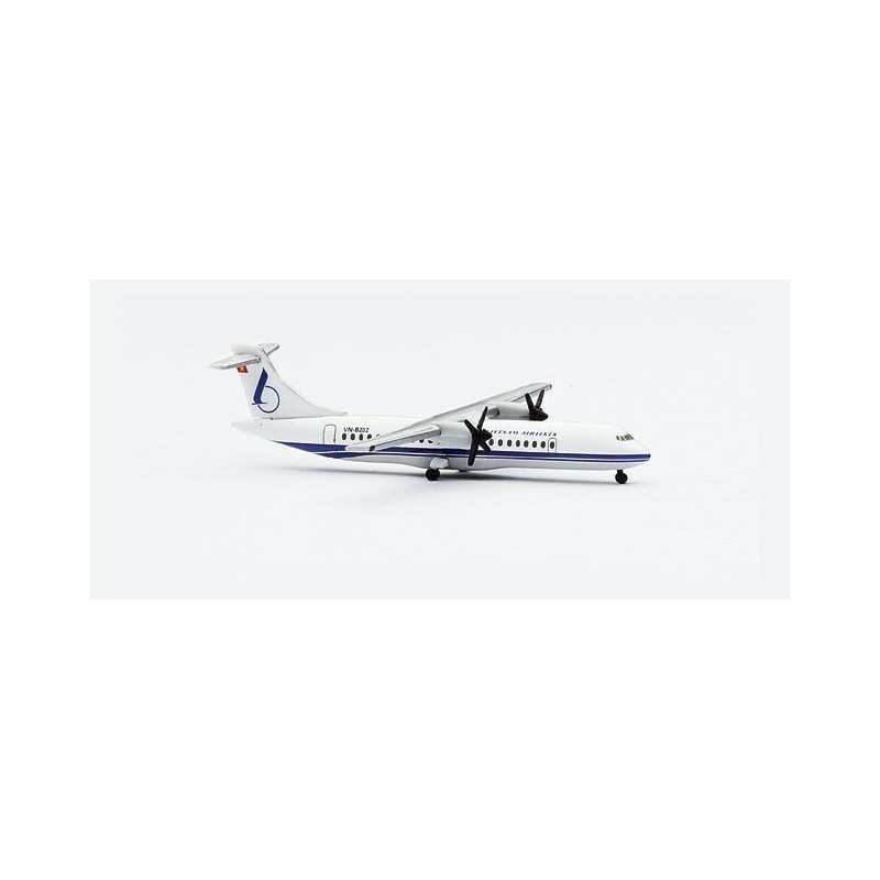 Model ATR-72 linii Vietnam Airlines, skala 1:500, Herpa. Biały kadłub z niebieskimi akcentami.