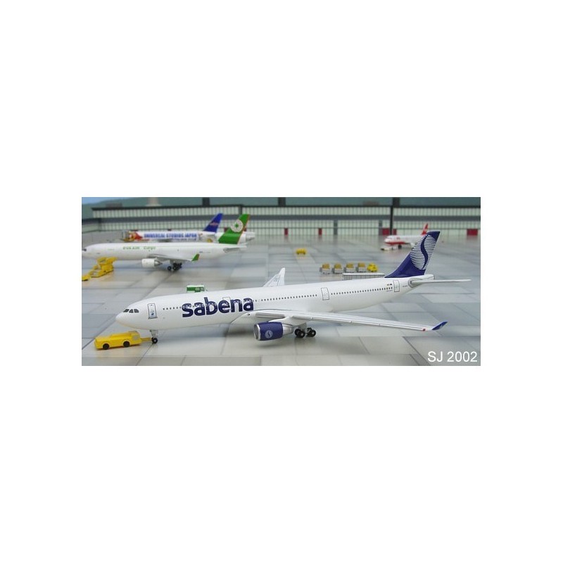 Model redukcyjny Airbus A330-300 Sabena, skala 1:500, die-cast. Białe malowanie, logo i detale linii lotniczej Sabena.