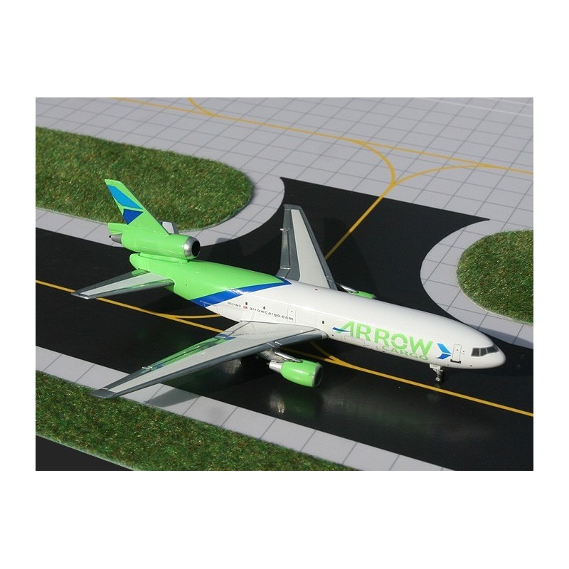 Model samolotu GeminiJets DC-10-30 marki GeminiJets GJAPW745