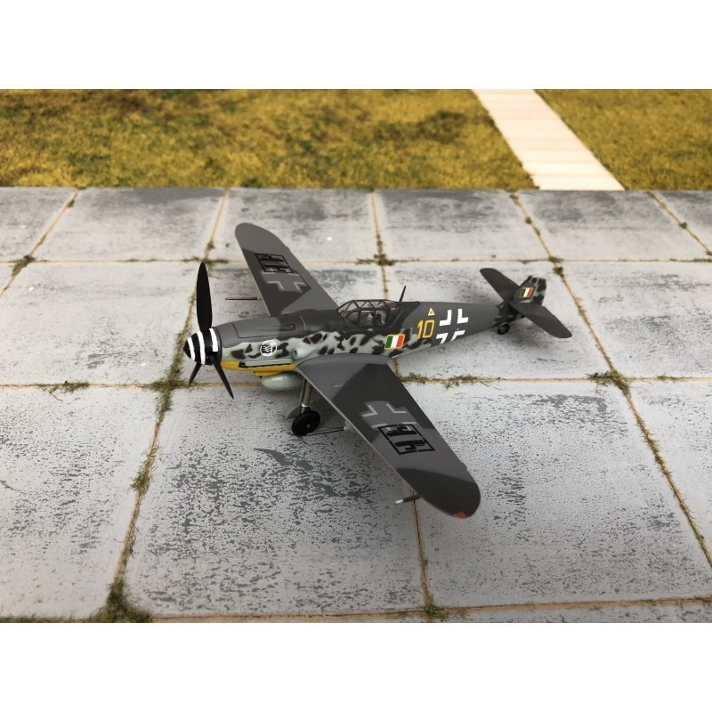 Model samolotu WITTY BF109G-6 MESSERSCHMITT marki Witty Wings WTW-72-003-004
