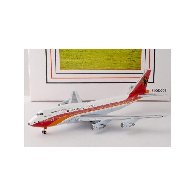Model samolotu Boeing 747-312M TAAG Angola Airlines marki Phoenix PH4DTA019