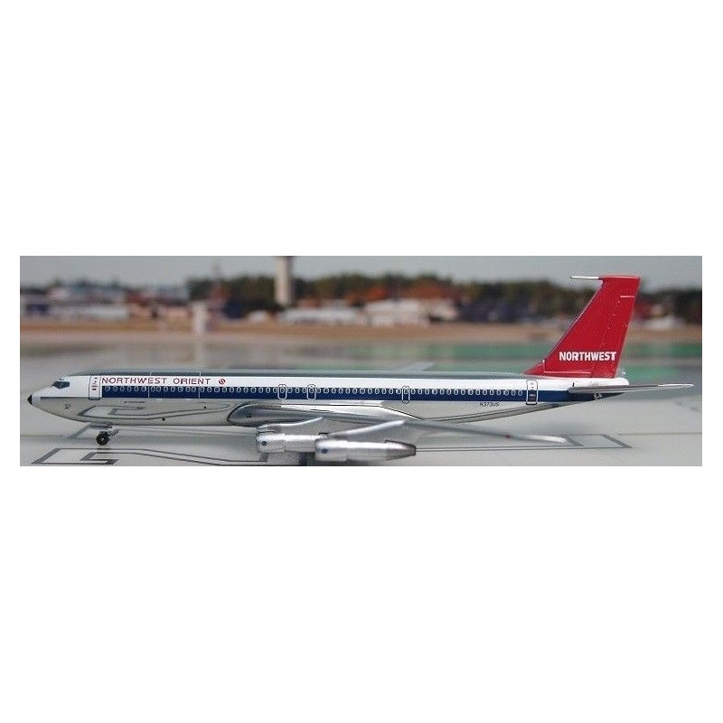 Model redukcyjny Boeing 707-320 Northwest Orient, skala 1:400, GeminiJets. Malowanie Northwest, czerwony ogon.