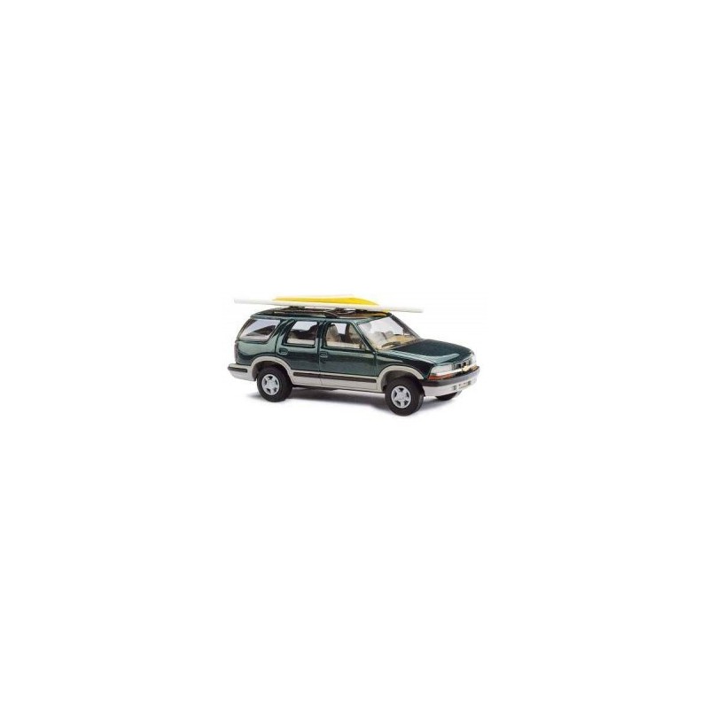 Model pojazdu Chevrolet Blazer (1/87H0) marki BUSCH BU46410
