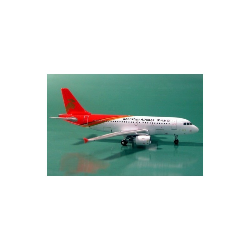 Model Airbus A319 Shenzhen Airlines, skala 1/400, z detalistycznym malowaniem i rejestracją B-6153.