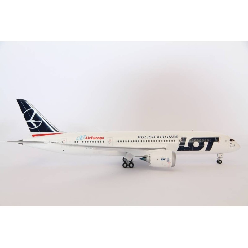 Model LOT "Air Europa" B787-8, 1:144, 8aDecs, malowanie LOT Business Class.