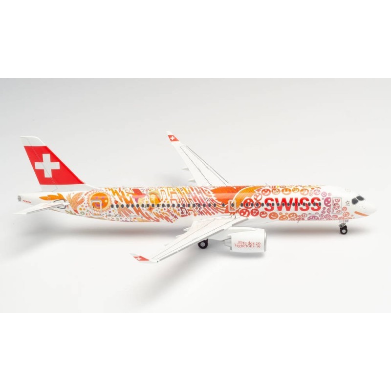 Model samolotu Swiss International Air Lines Airbus A220-300 "Fête des Vignerons" marki Herpa HE559935