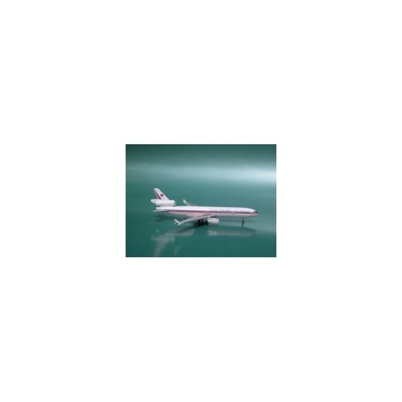 Model samolotu McDonnell Douglas MD-11 China Airlines (1/400) marki Phoenix PH4CAL117
