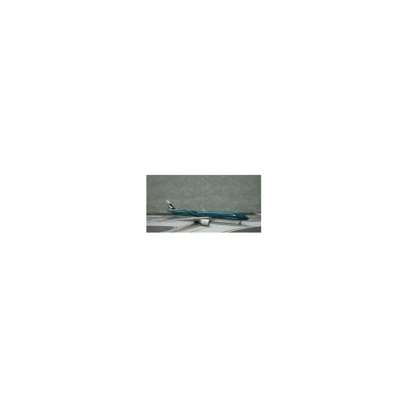 Model pojazdu Cathay Pacific marki Herpa HE002348