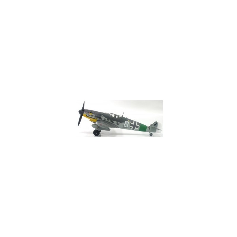 Messerschmitt BF109G-6, skala 1:72, SKY GUARDIANS. Kamuflaż szary, krzyże, ogon zielony.