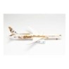 Model samolotu Etihad Boeing 787-9 Dreamliner "Choose Italy", skala 1:200, Herpa. Biały kadłub z kolorowym malowaniem.