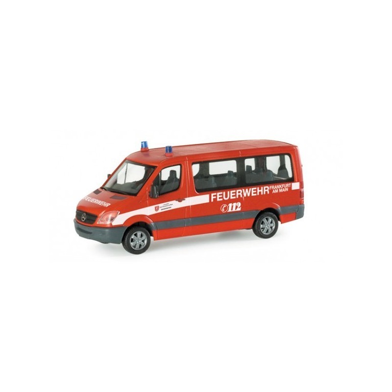 Model pojazdu MB Sprinter "Frankfurt fire department" marki Herpa HE047739