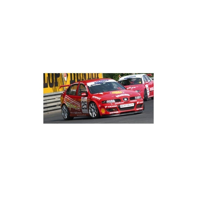 Model pojazdu Seat Leon Cupra R "Jordan" marki Herpa HE038089