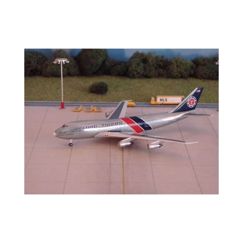 Model Boeing 747-100F Flying Tigers, skala 1:500, 500 Inflight. Malowanie cargo z logo linii lotniczej.