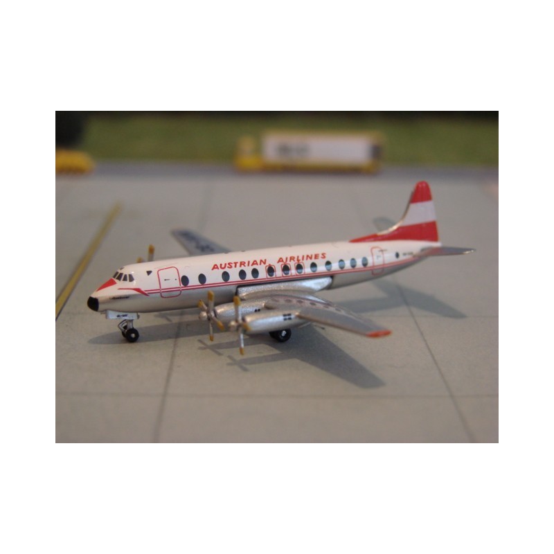Vickers Viscount 800 Austrian Airlines, skala 1:500, detaliczny model. Biały kadłub, czerwone akcenty i logo Austrian Airlines.