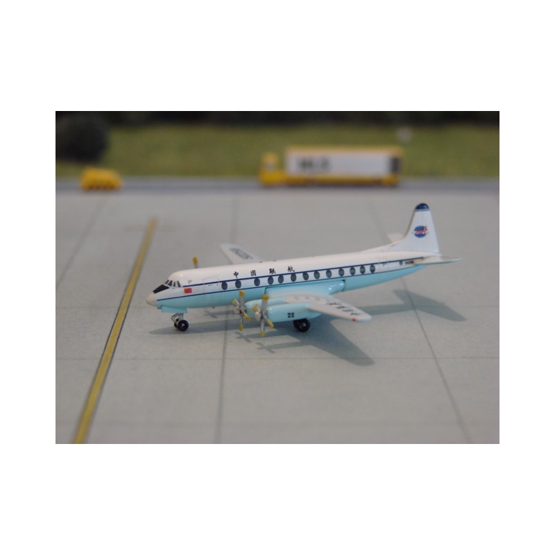 Vickers Viscount 800, skala 1:400, China United Airlines/CAAC, biało-niebieski z chińskimi logotypami.