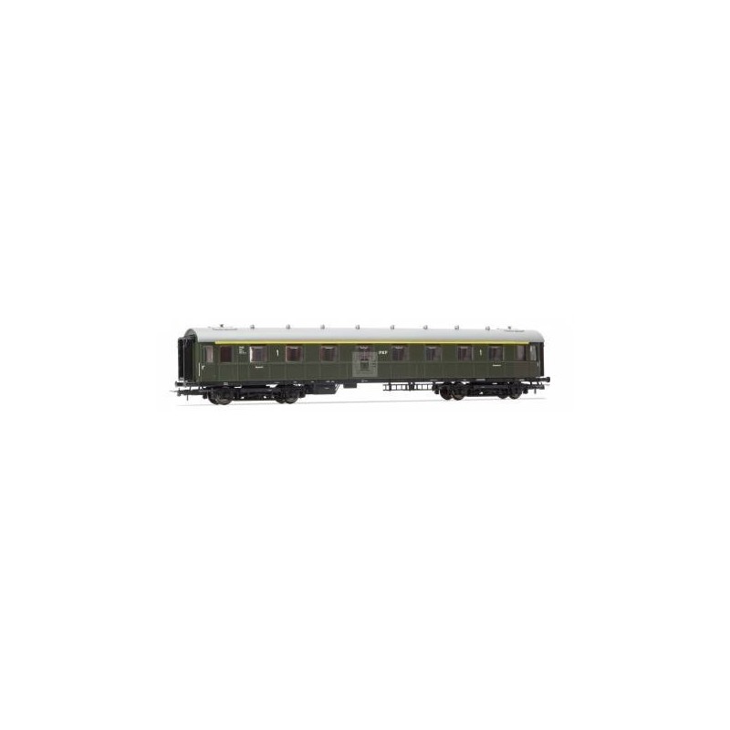 Wagon modelarski Wagon pasażerski 1 kl. PKP (HRS4275) marki Hobbytrain/Heris HRS4275