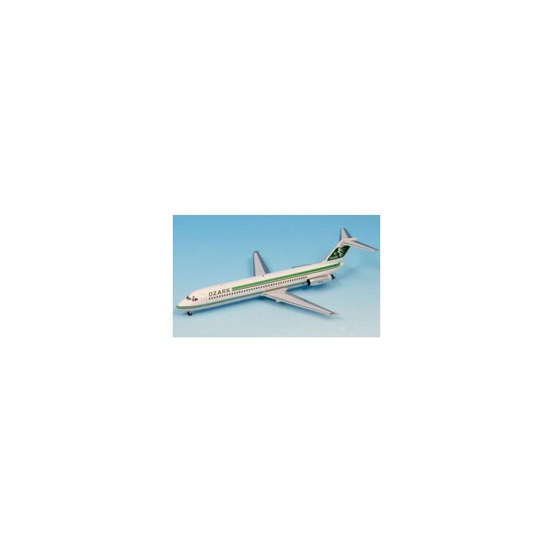 Model samolotu DC-9-40 Ozark (1/200) marki 500 Inflight IF941002