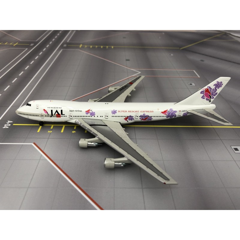 Model redukcyjny Boeing 747-200, skala 1/400, Phoenix. Malowanie Japan Airlines, Super Resort Express.
