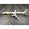 Phoenix BOEING 757-300, skala 1:400, Condor. Białe malowanie z kolorowymi sercami, napis "Wir lieben Fliegen".