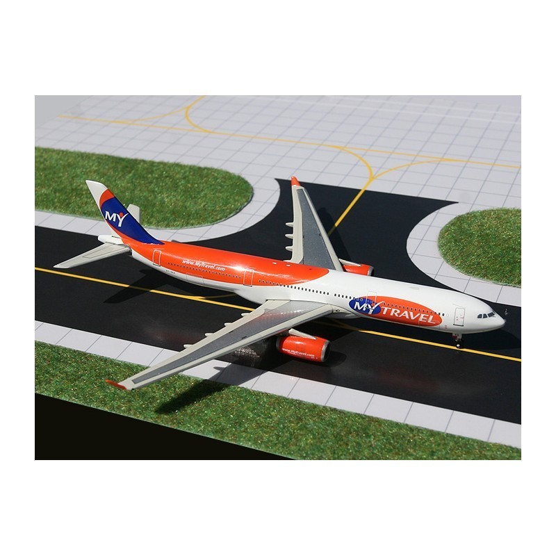 Model samolotu Airbus A330-300, skala 1:400, GeminiJets. Malowanie linii My Travel..