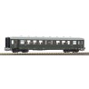 Wagon pasażerski PKP Bhix 2 klasy PIKO 53287 H0, epoka III, numer 15003, klasyczne malowanie i detale taboru.