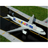 Model samolotu Airbus A320, skala 1:400, GeminiJets. Biały kadłub, malowanie austrian airlines.