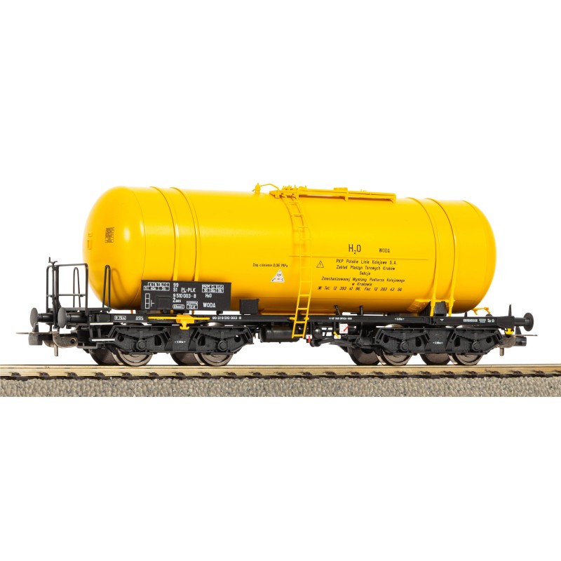 PIKO 58461 H0, wagon-cysterna 406Ra PKP, żółte malowanie, czarne podwozie, oznaczenia H₂O WODA.