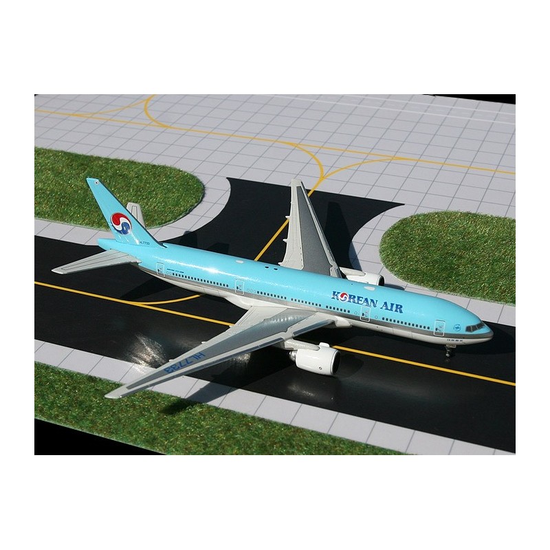 Boeing 777-200 Gemini Jets GJKAL707 | Artykuły Modelarskie