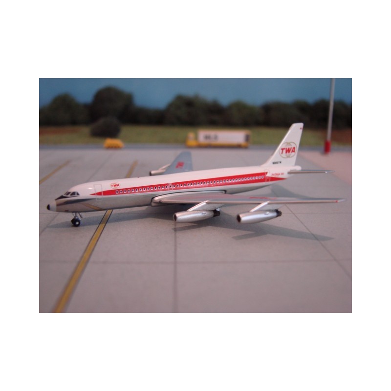 Convair CV-880 "Golden Arrow" TWA, skala 1:500, czerwono-biały.