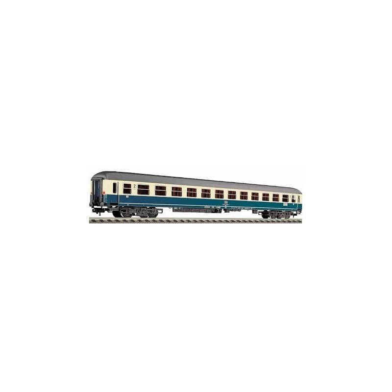 Model redukcyjny wagonu kolejowego DB II klasy OVP/269, skala H0. Zielono-biały, z licznymi detalami.