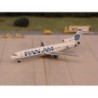 Model redukcyjny Boeing 727-200 PAN AM, skala 1:500, IF. Biały kadłub z niebieskim malowaniem, logo linii lotniczych PAN AM.