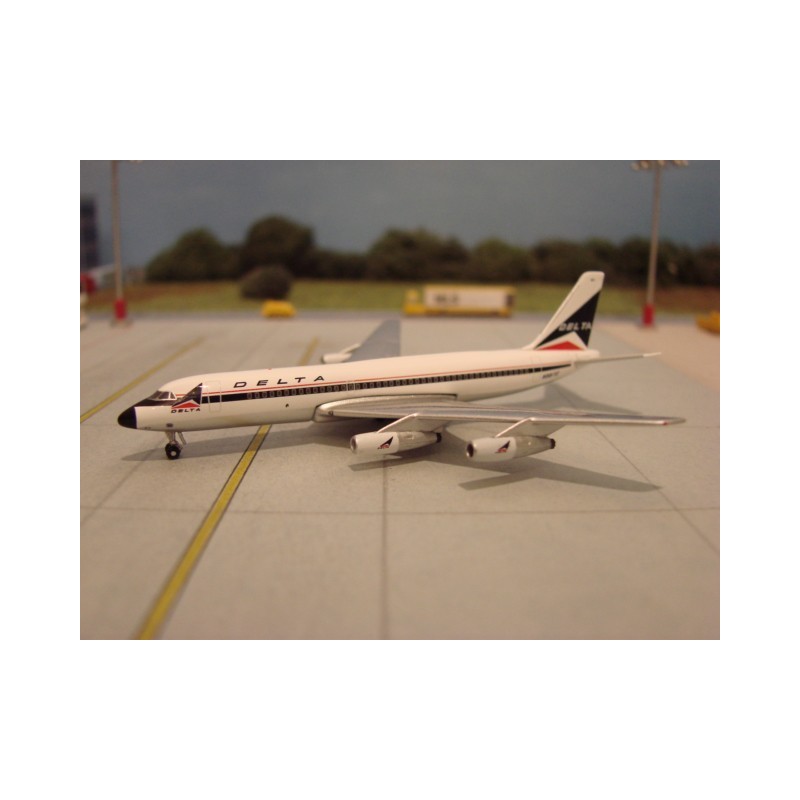 Convair CV-880 "Golden Arrow" Delta Air Lines, 1:500, detaliczny model.