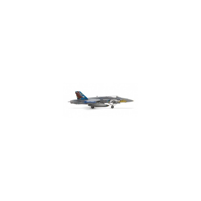 Model redukcyjny F/A-18C Hornet "Marauders" VF-82, skala 1:200, Herpa. Szary kadłub, kolorowe elementy na ogonie i przedniej czę
