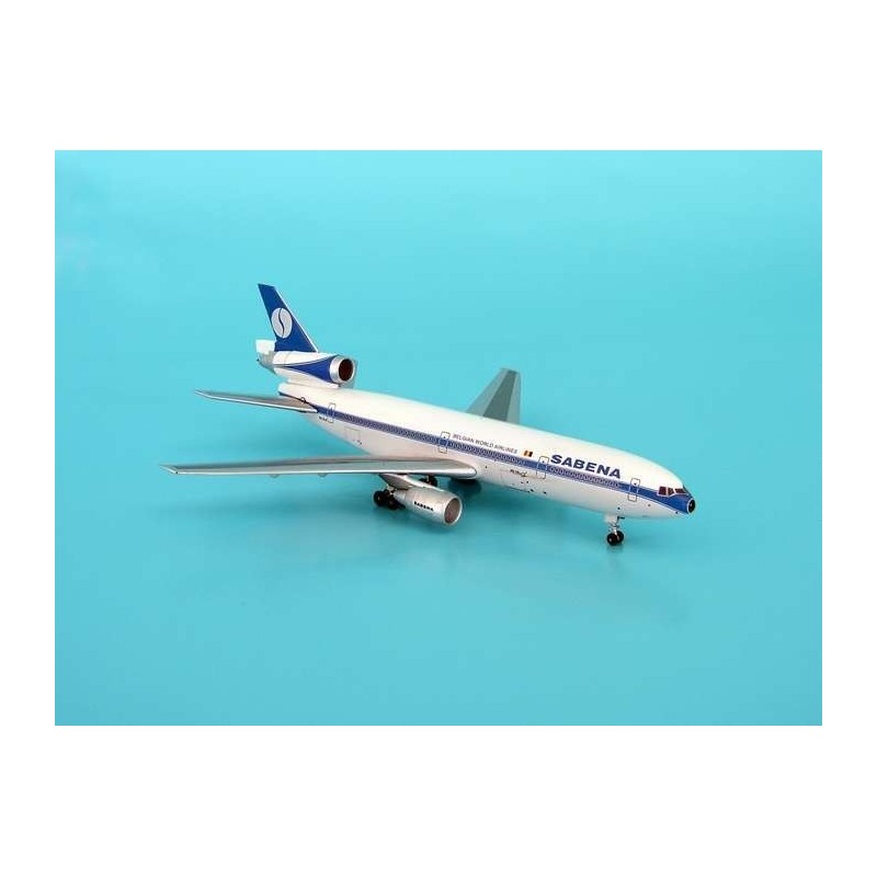 McDonnell Douglas DC-10 Sabena, skala 1:400, metalowy. Biały kadłub z niebieskim paskiem i logo Sabeny.