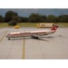 Model redukcyjny Douglas DC-9-50, skala 1:500, Swissair. Biały kadłub z czerwonym paskiem i logo linii lotniczej.