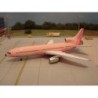 Lockheed L-1011 TriStar, skala 1:500, Court Line Aviation, różowy.