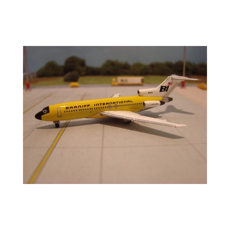 Model redukcyjny Boeing 727-100C, skala 1:500, Braniff International Airways, malowanie Braniff Orange.