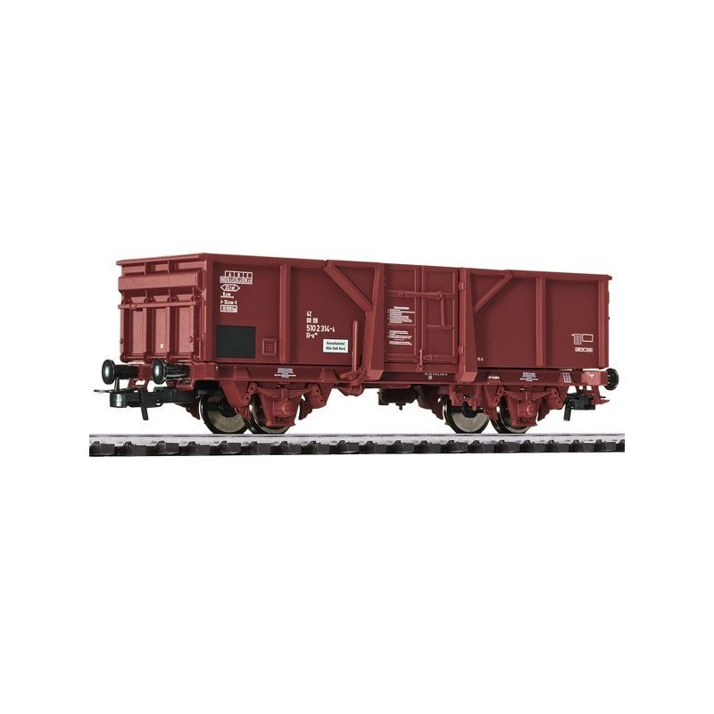 Model redukcyjny wagonu towarowego, skala 1:87, czerwony.