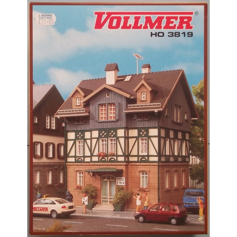 Model redukcyjny kancelarii, skala 1:87, Vollmer. Detaliczny budynek z figurkami.