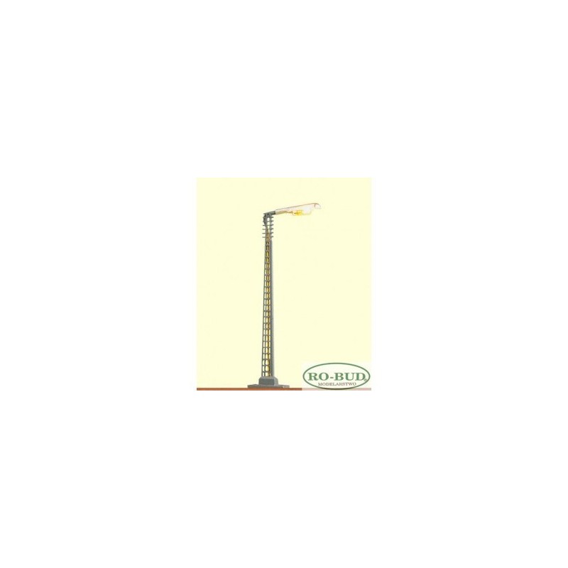 Lampa, skala 1/220Z, Ro-Bud, metalowa konstrukcja, żółte oświetlenie.