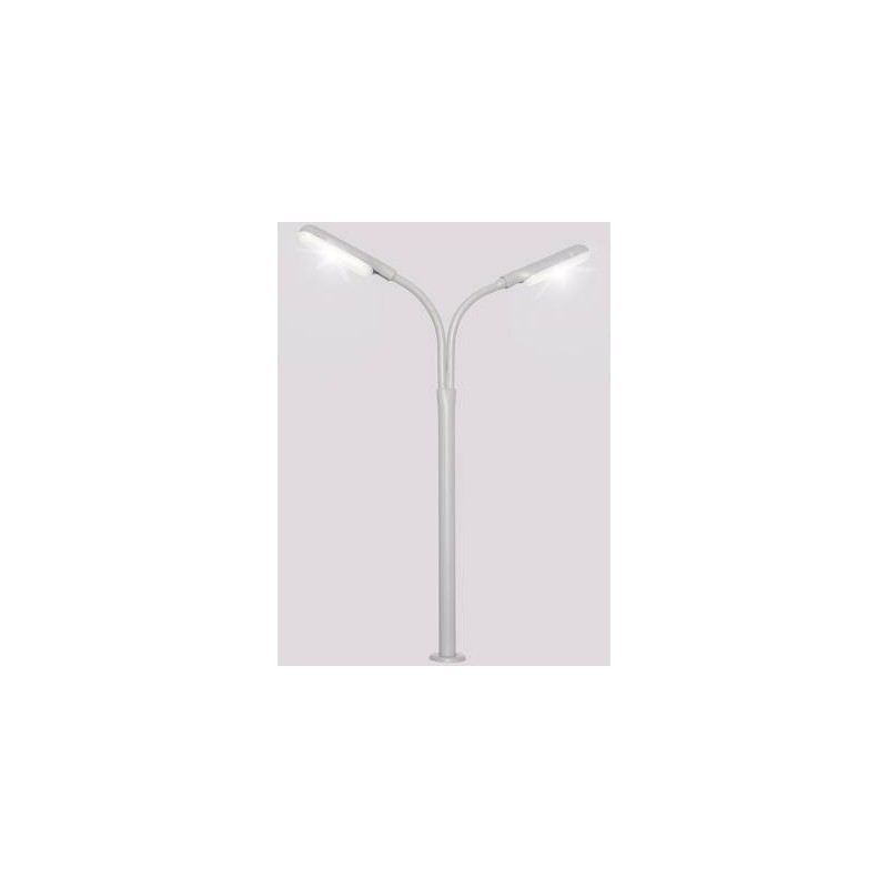 Lampa łukowa podwójna, model redukcyjny, gotowa do malowania.