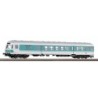 Model redukcyjny wagonu osobowego ROCO 45485, skala 1:87, zielono-szary, z detalami.