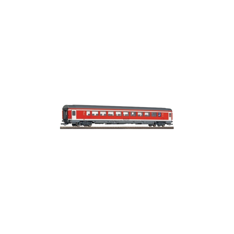 Model wagonu osobowego ROCO 45049, skala 1:87, czerwony z białymi akcentami.
