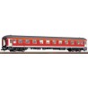 Wagon osobowy ROCO 45047, skala 1:87, czerwony z szarym dachem, detale wnętrza.