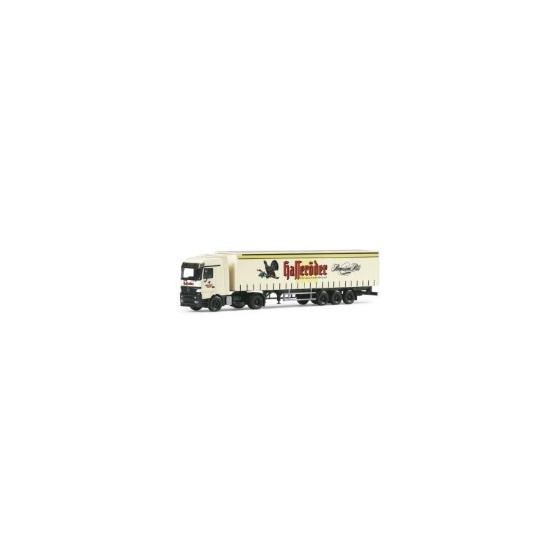 Model redukcyjny Mercedes-Benz Actros LH "Hasseroeder", skala 1:87, HERPA. Biały ciągnik z naczepą, czerwony napis "Hasseroeder"
