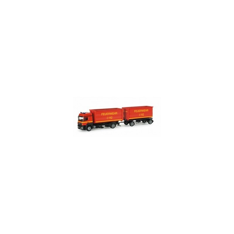 Model redukcyjny Mercedes-Benz Axor straż pożarna, skala 1:87, Herpa. Czerwono-żółty, szczegółowy model pojazdu.