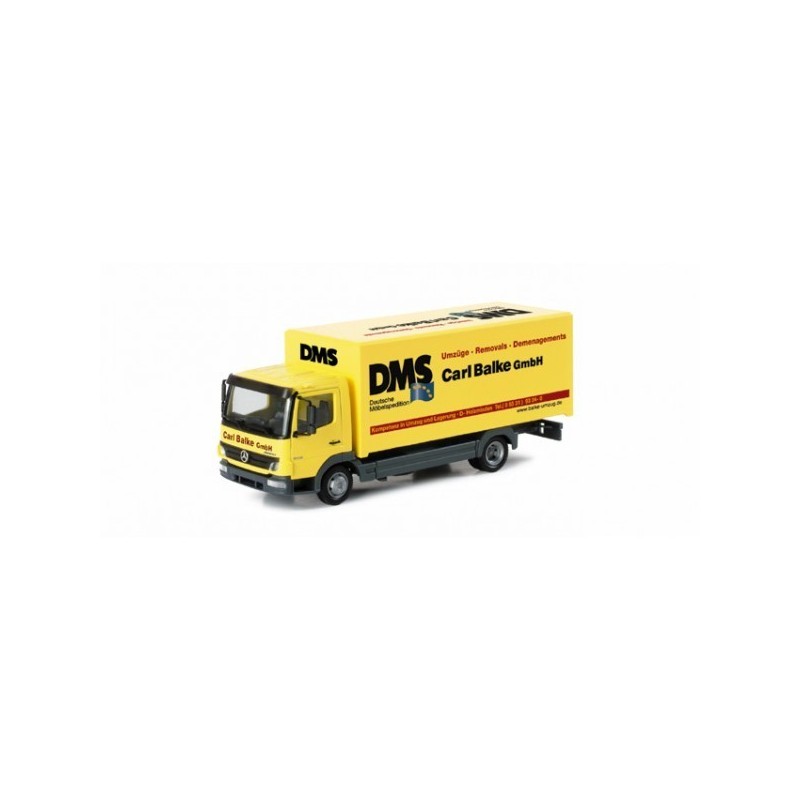 Model redukcyjny Mercedes-Benz Atego, skala 1:87, Herpa. Żółty samochód dostawczy DMS Balke.