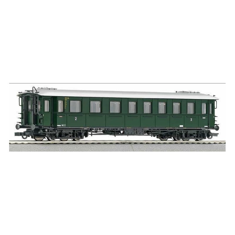 Wagon osobowy ROCO 45497, skala H0, zielony z białym dachem.