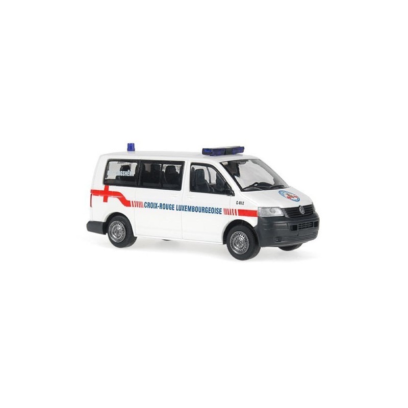 Model redukcyjny Volkswagen T5 Transporter Bus "Croix-Rouge Luxembourgeoise", skala 1:8. Biały samochód z czerwonym krzyżem i na