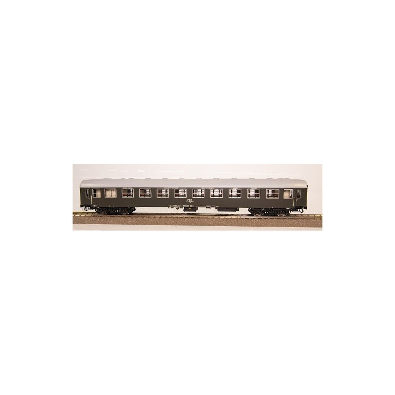 Model wagonu kuszetki 110Ac, skala H0, Gdynia, IV epoka, z oświetleniem LED.